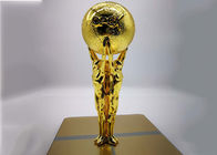 빛나는 공 디자인을 보전되는 동상을 가진 금에 의하여 도금되는 주문 트로피 컵