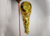 빛나는 공 디자인을 보전되는 동상을 가진 금에 의하여 도금되는 주문 트로피 컵