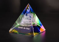 3D는 경쟁 기념품으로 수정같은 트로피 컵 다채로운 유리제 포상을 새겼습니다